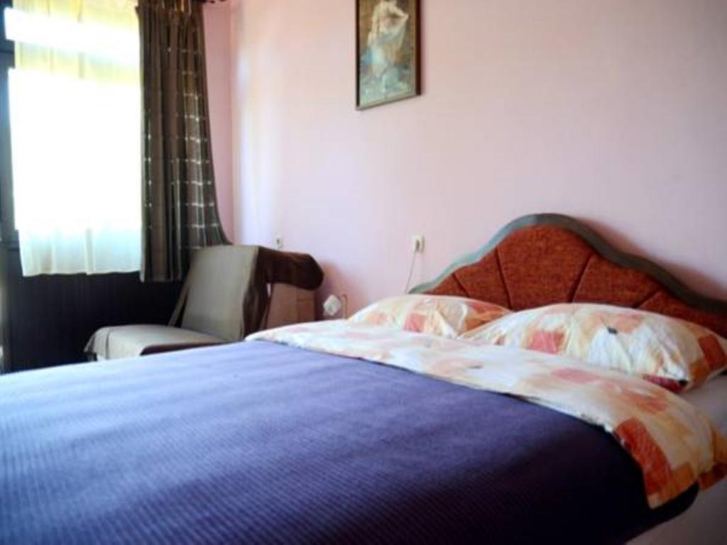 Apartments Ana Ρόβινι Εξωτερικό φωτογραφία